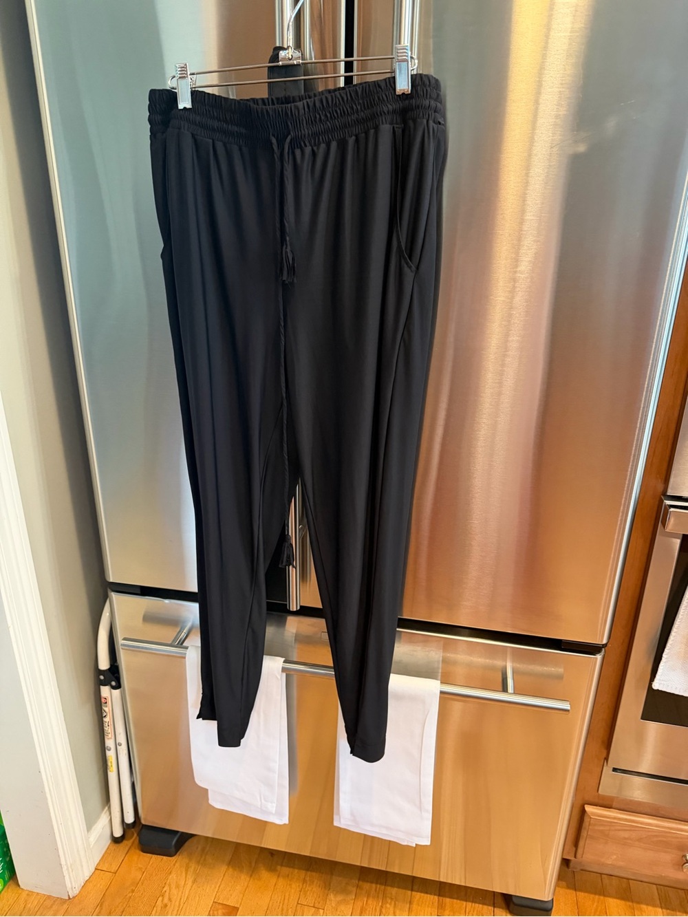 Tommy Bahama Black Women's Drawstring Jogger Pants